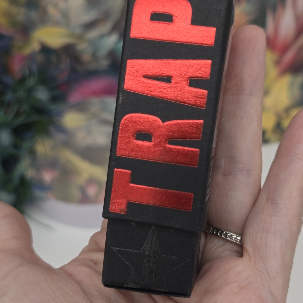 Jeffree Star Velvet Trap Bullet Lipstick - Best Hair NEW - Picture 11 of 14